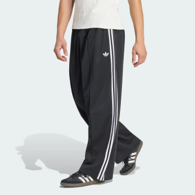 KS7530 adidas OVERSIZED TRACK