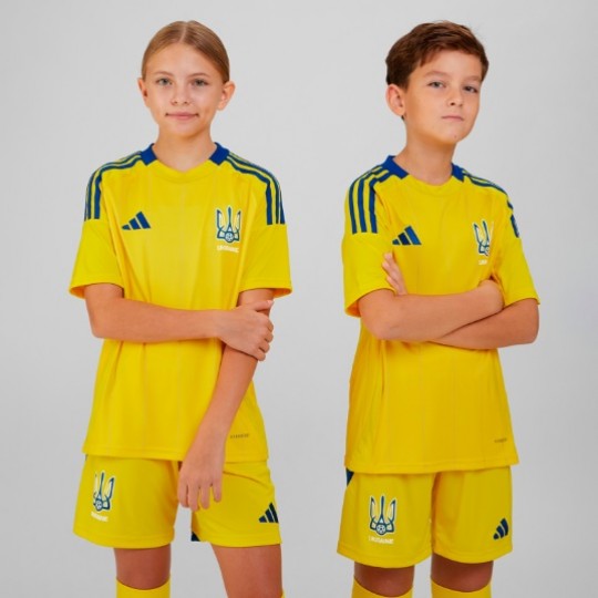 Детская домашняя футболка adidas UKRAINE 24 KIDS (АРТИКУЛ:IP2189)