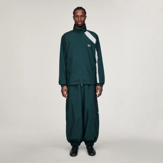 Спортивные брюки adidas Y-3 RAW EDGE 3 STRIPES NYLON SHELL (АРТИКУЛ:KS7566) Спортивные брюки adidas Y-3 RAW EDGE 3 STRIPES NYLON SHELL (АРТИКУЛ:KS7566)