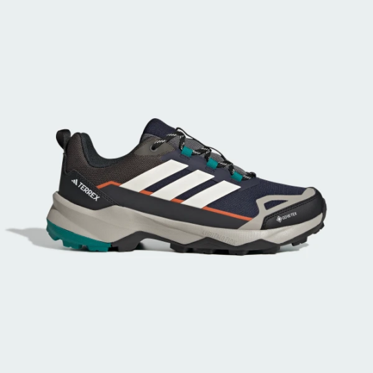 Чоловічі кросівки adidas  TERREX SKYCHASER AX5 GORE-TEX HIKING (АРТИКУЛ: KJ8938)