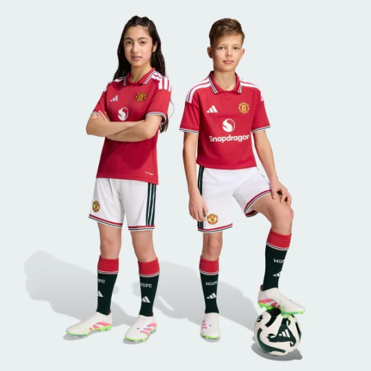 Детские шорты adidas MANCHESTER UNITED FC 26/27 HOME KIDS (АРТИКУЛ:KC4782) Детские шорты adidas MANCHESTER UNITED FC 26/27 HOME KIDS (АРТИКУЛ:KC4782)