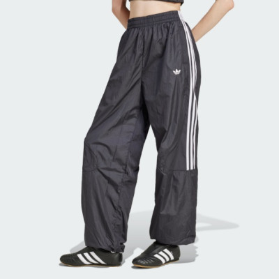 JD0256 adidas ADICOLOR TEAMGEIST OVERSIZED TRACK