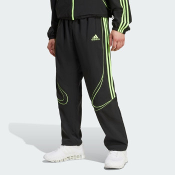 JW5869 adidas TEAMGEIST ADICOLOR