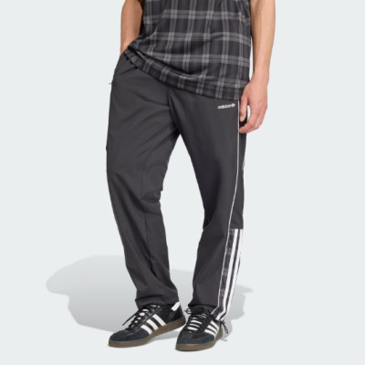 JV7733 adidas TARTAN LOOSE