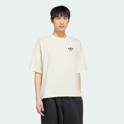 LC8561 adidas STARS GFX TEE