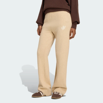 IA4438 adidas ESSENTIALS KNIT