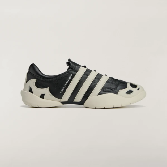 Кросівки adidas Y-3 REGU 2002 (АРТИКУЛ:JR3600)