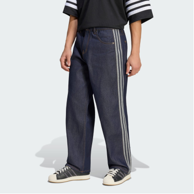 KS6924 adidas FIREBIRD ADICOLOR MID-RISE STRAIGHT LEG KS6924 adidas FIREBIRD ADICOLOR MID-RISE STRAIGHT LEG