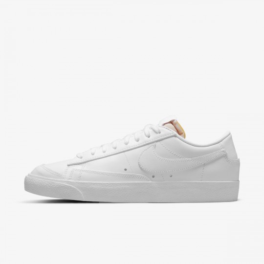 Жіночі кросівки NIKE W BLAZER LOW 77 (АРТИКУЛ: DC4769-101)